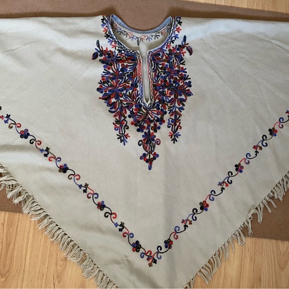 Embroidered Poncho - Picture 2 of 8